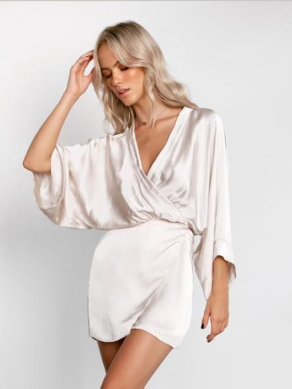 All Things Golden Lush Kimono Dress in White Size Small